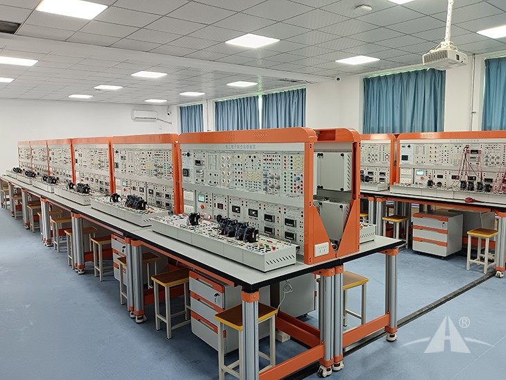 PGTQ-DG-001电工综合实验平台